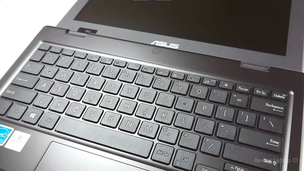 Asus BR1100CKA 180 derajat